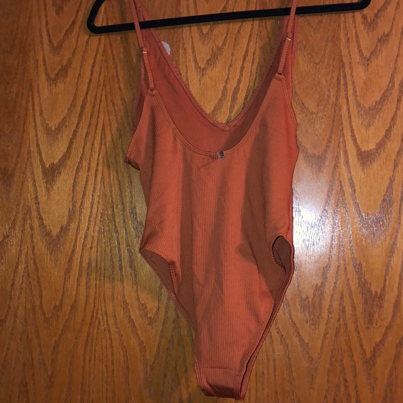 NWT burnt orange ribbed one piece swimsuit - Picture 5 of 5